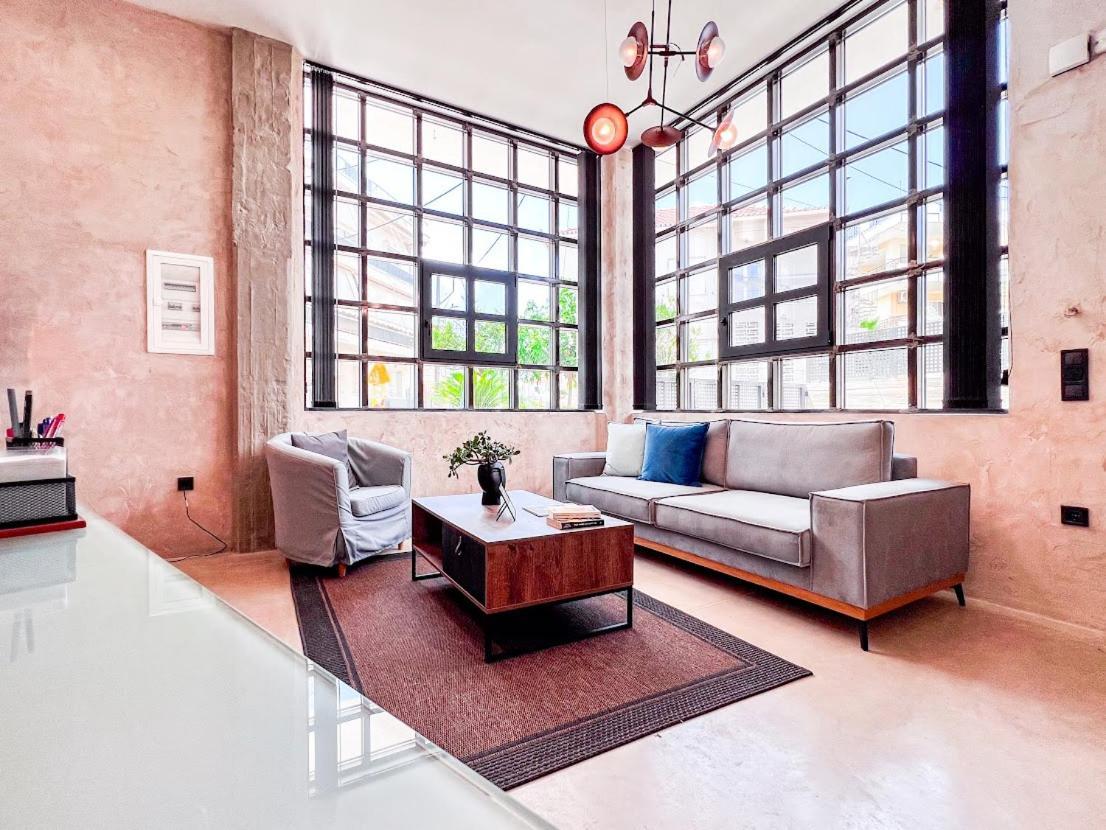 Mini Loft Apartment Kalamáta Eksteriør bilde